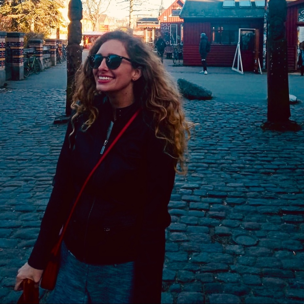 Meet your Posher, Emily
